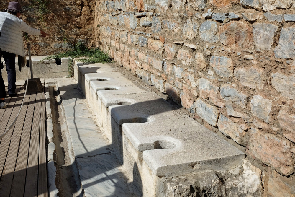 ローマ時代のトイレ